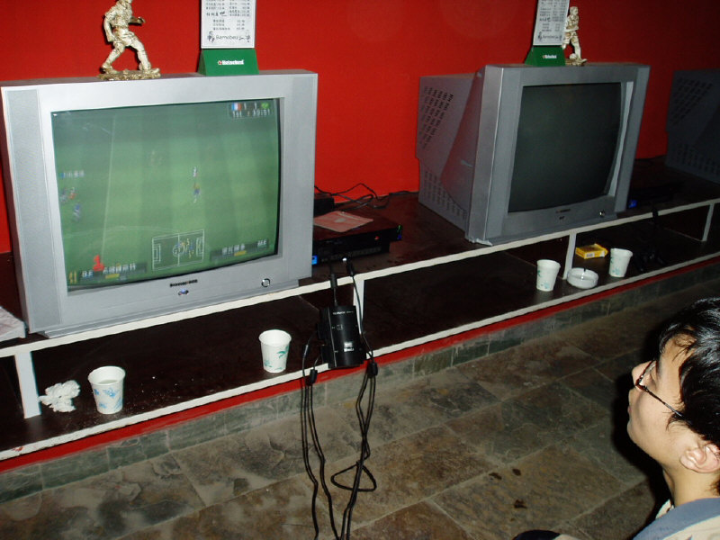 ����VS����������ƽ����ɫҲ)