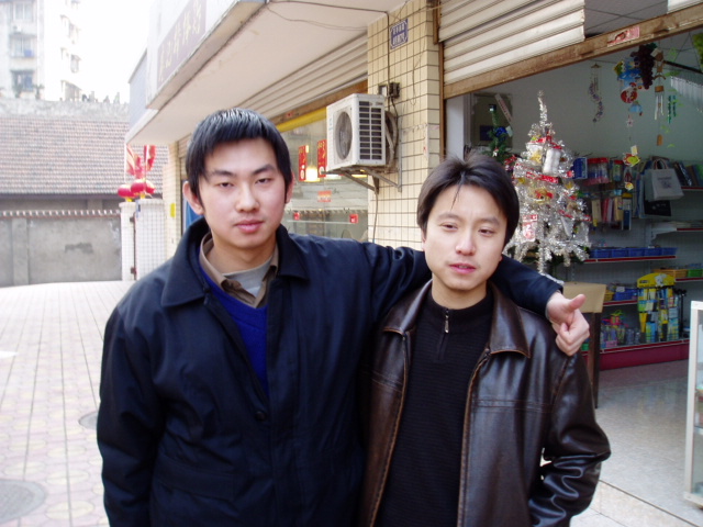 Z�����������ԱС����ĺ�Ӱ